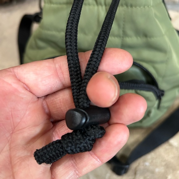 Vans Green and Black Quilted Bag Durable Everyday Use - Picture 7 of 8